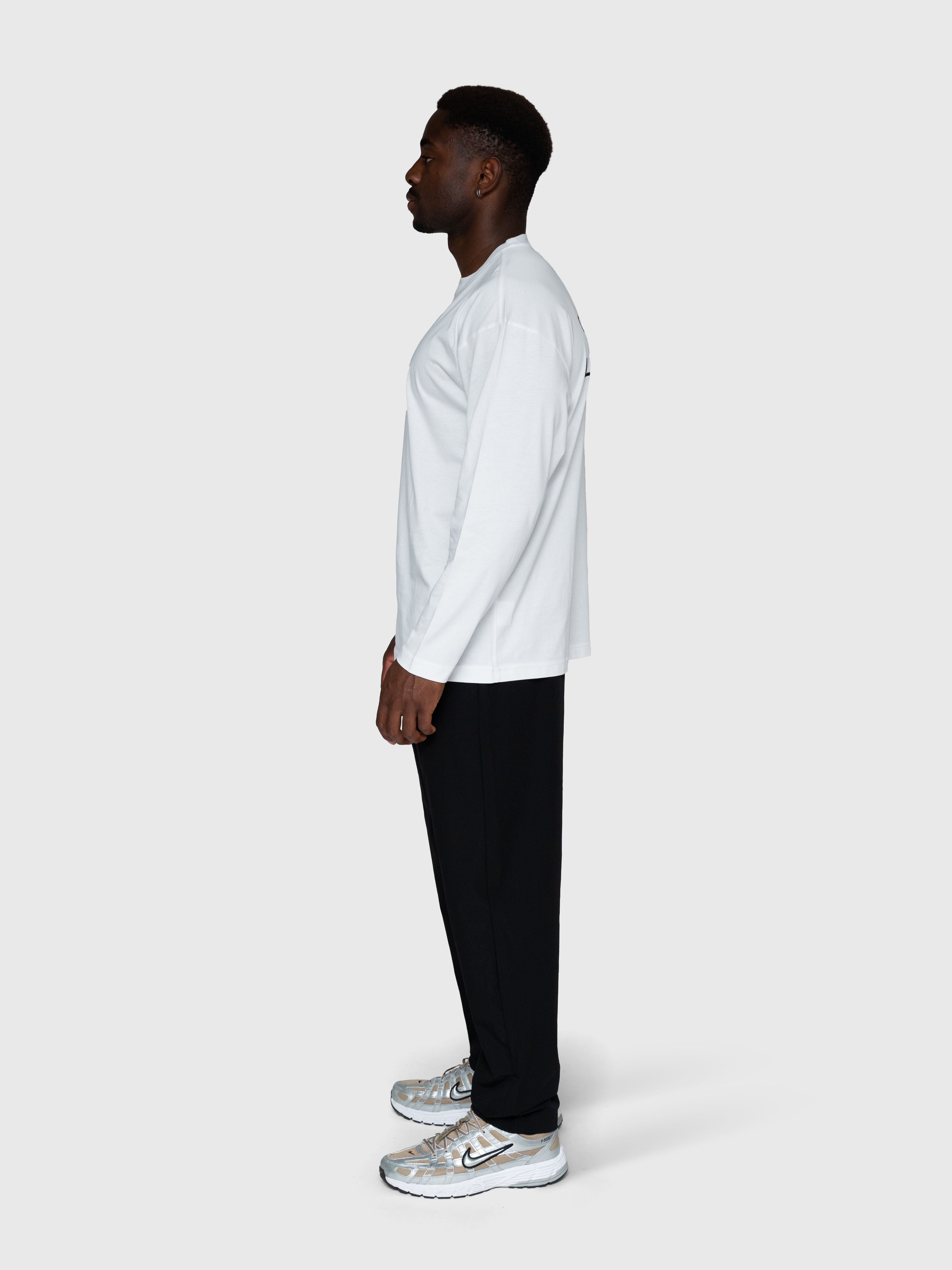 Confidence Long Sleeve - White/Black