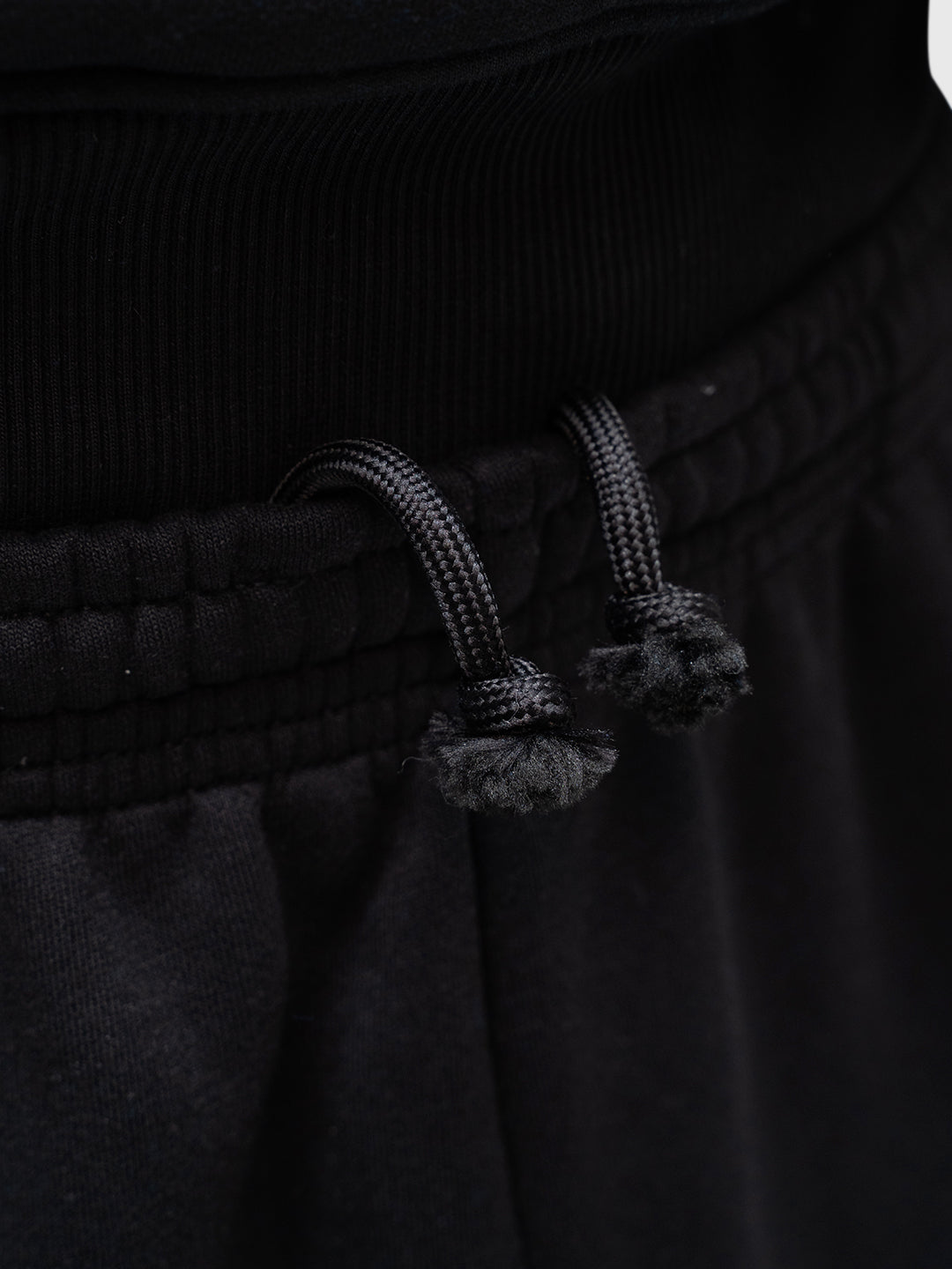 Confidence Sweatpants - Black/White