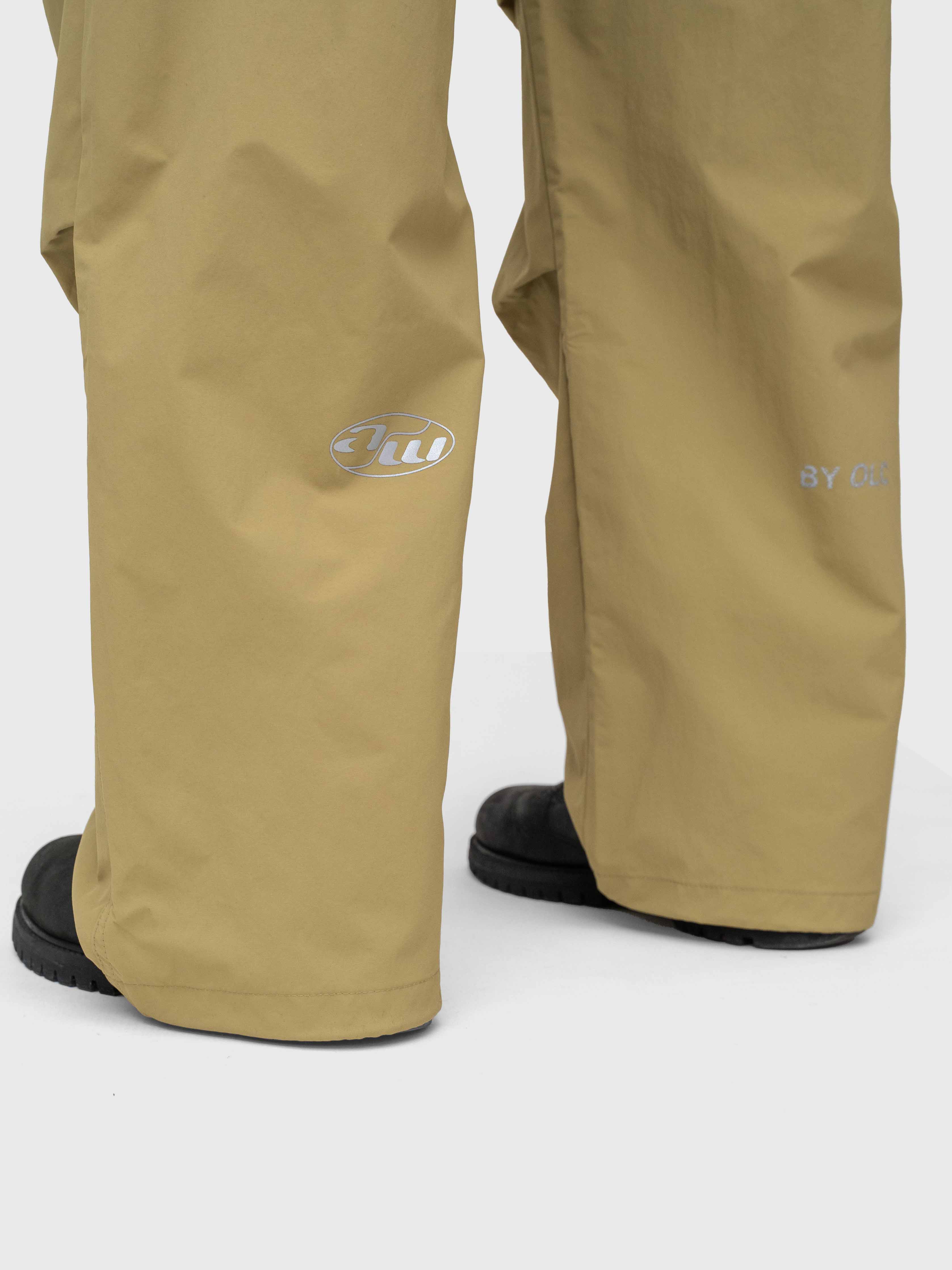 AW Parachute Pants - Olive/Reflective