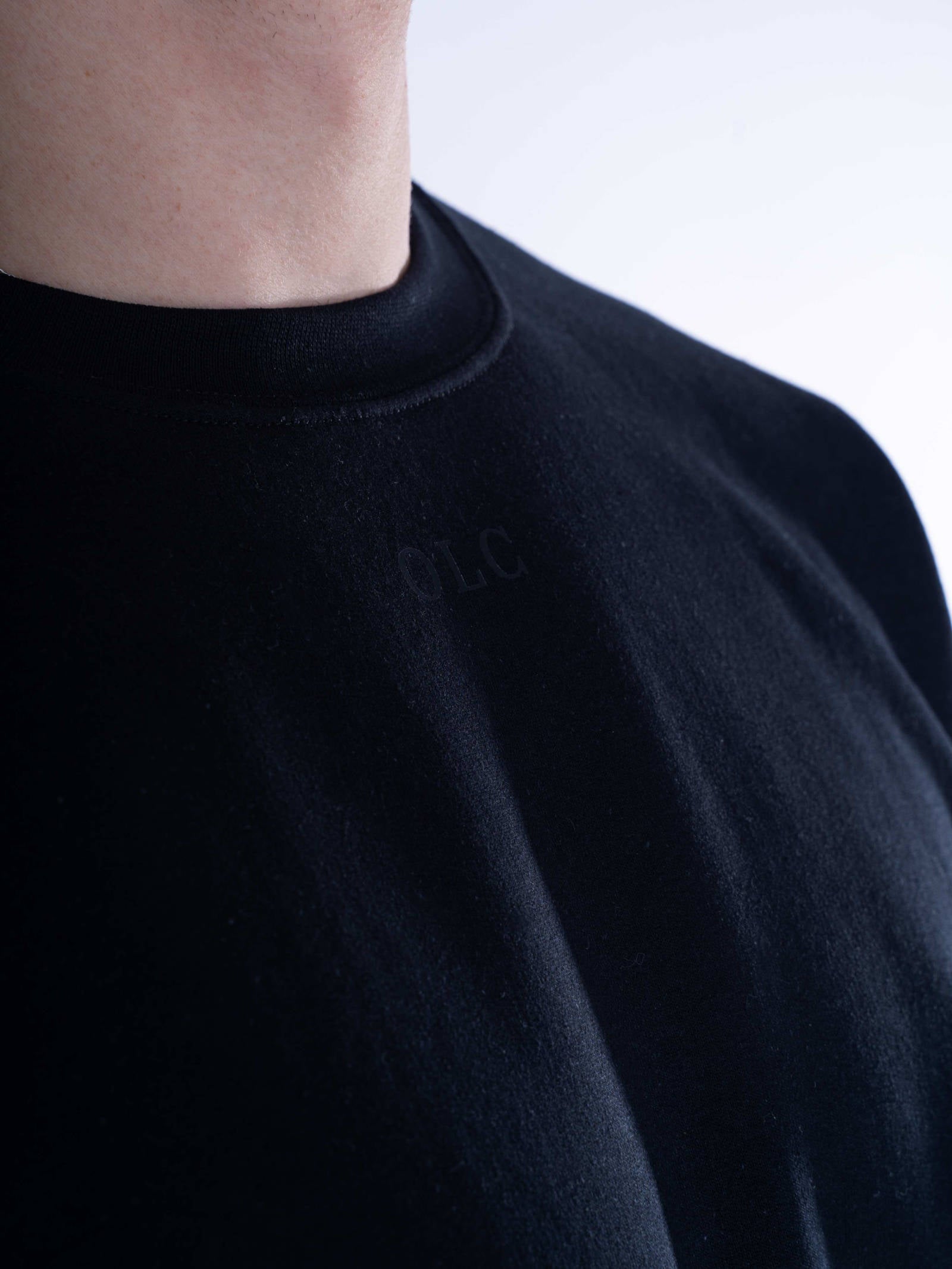 NEAT Sweatshirt - Black/White