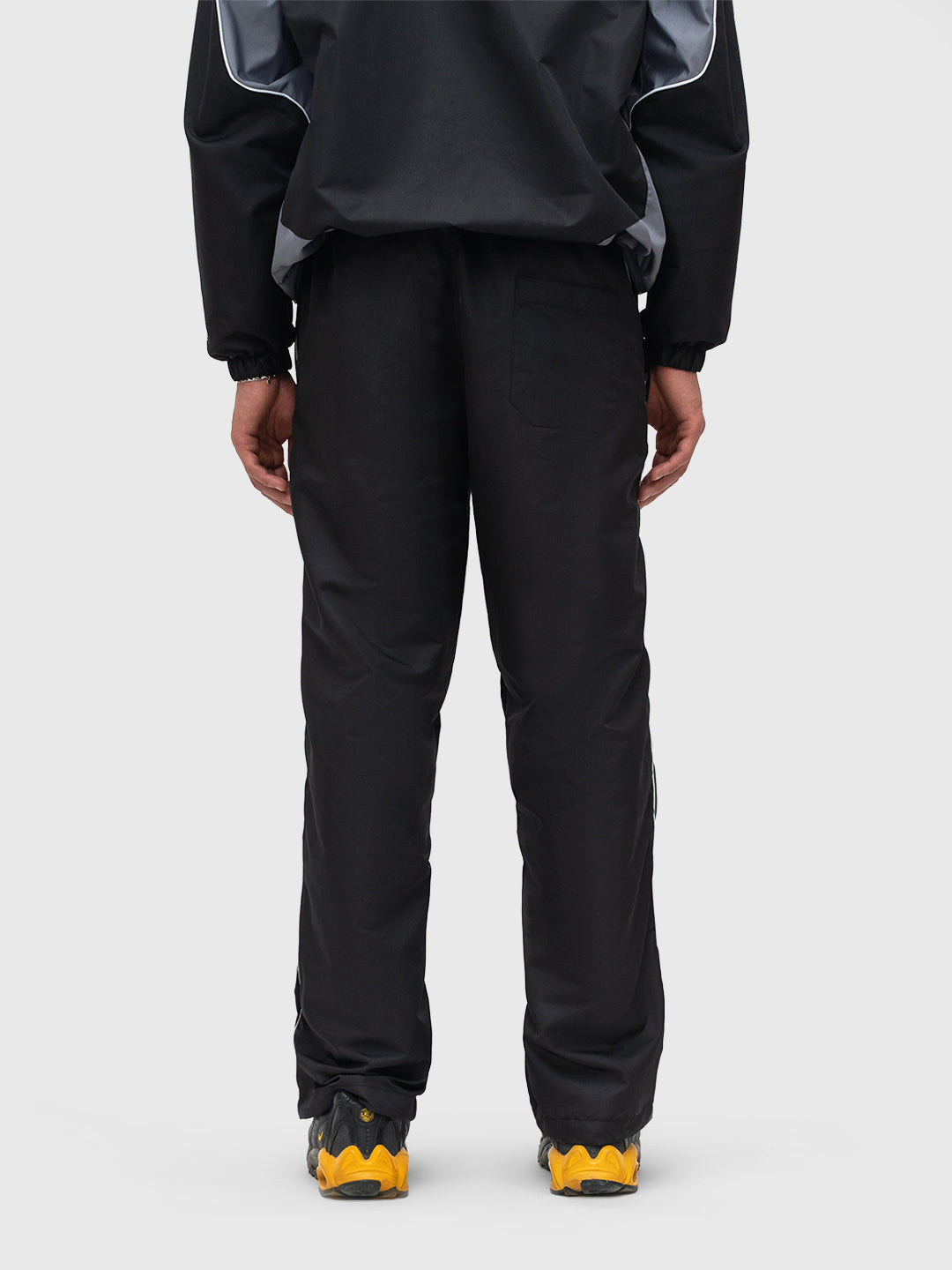 LE Track Pants - Black/Graphite Grey