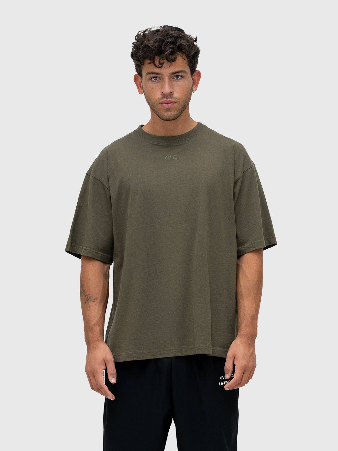 Confidence Box Tee 2.0 - Army/Army