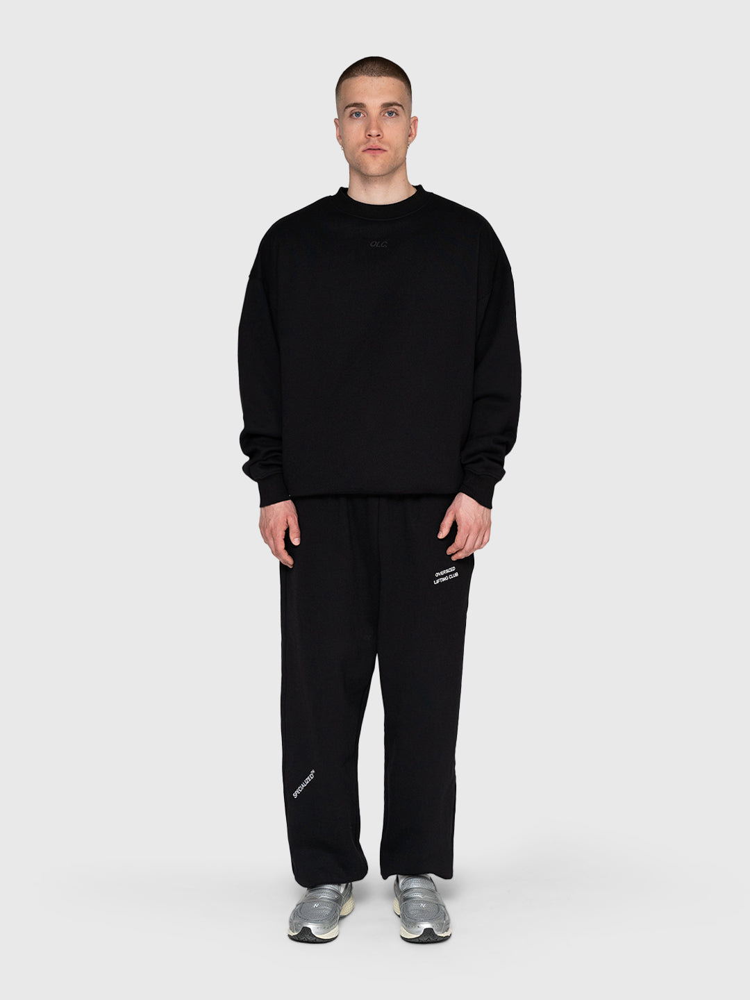 Confidence Sweatshirt 2.0 - Black/White