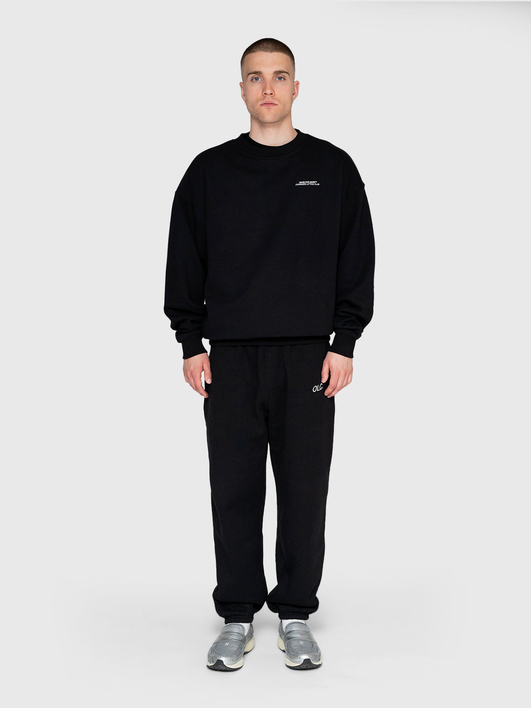 Consistency Sweatshirt 2.0 - Black/White