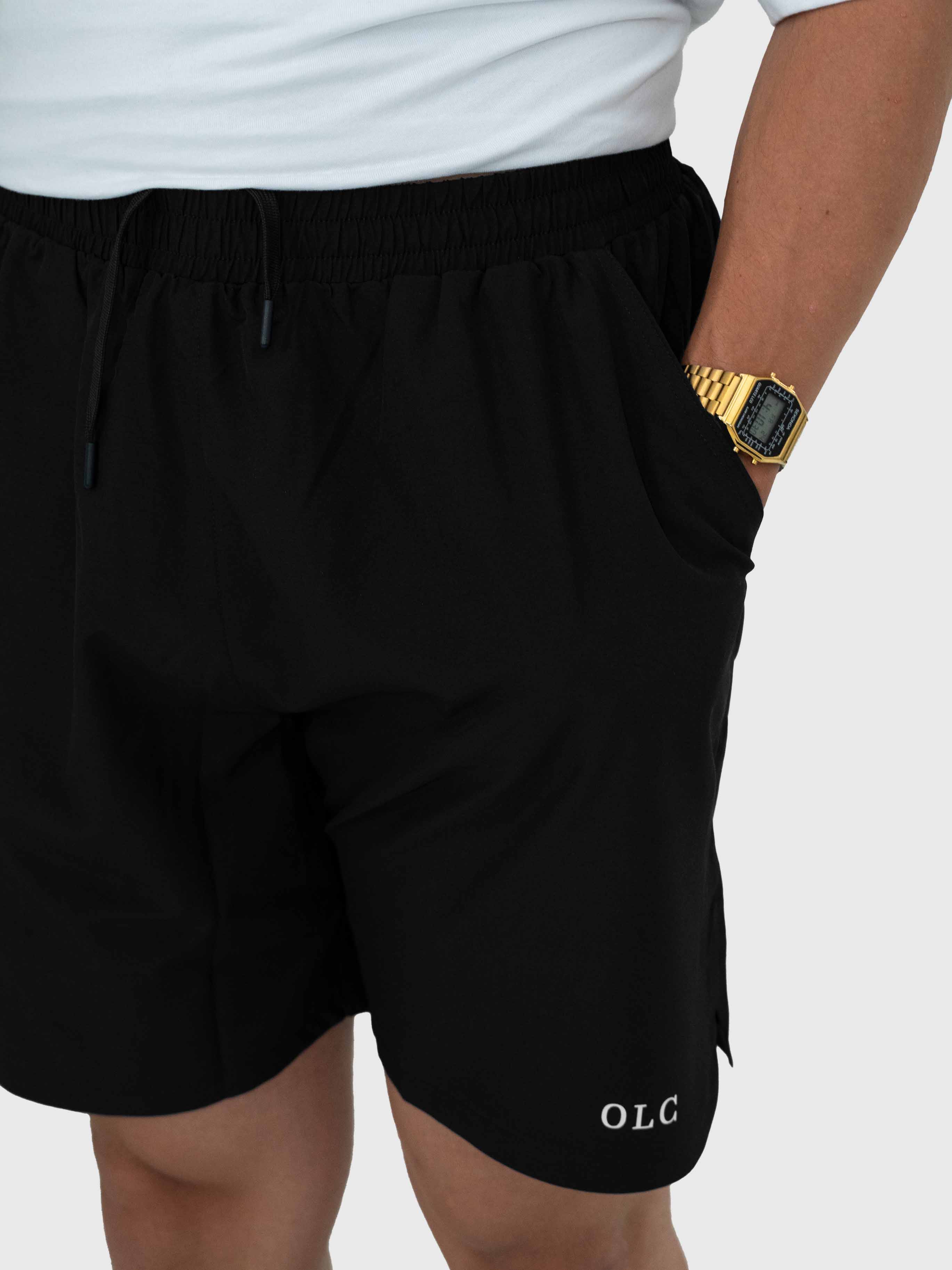 Essential Shorts - Black/White