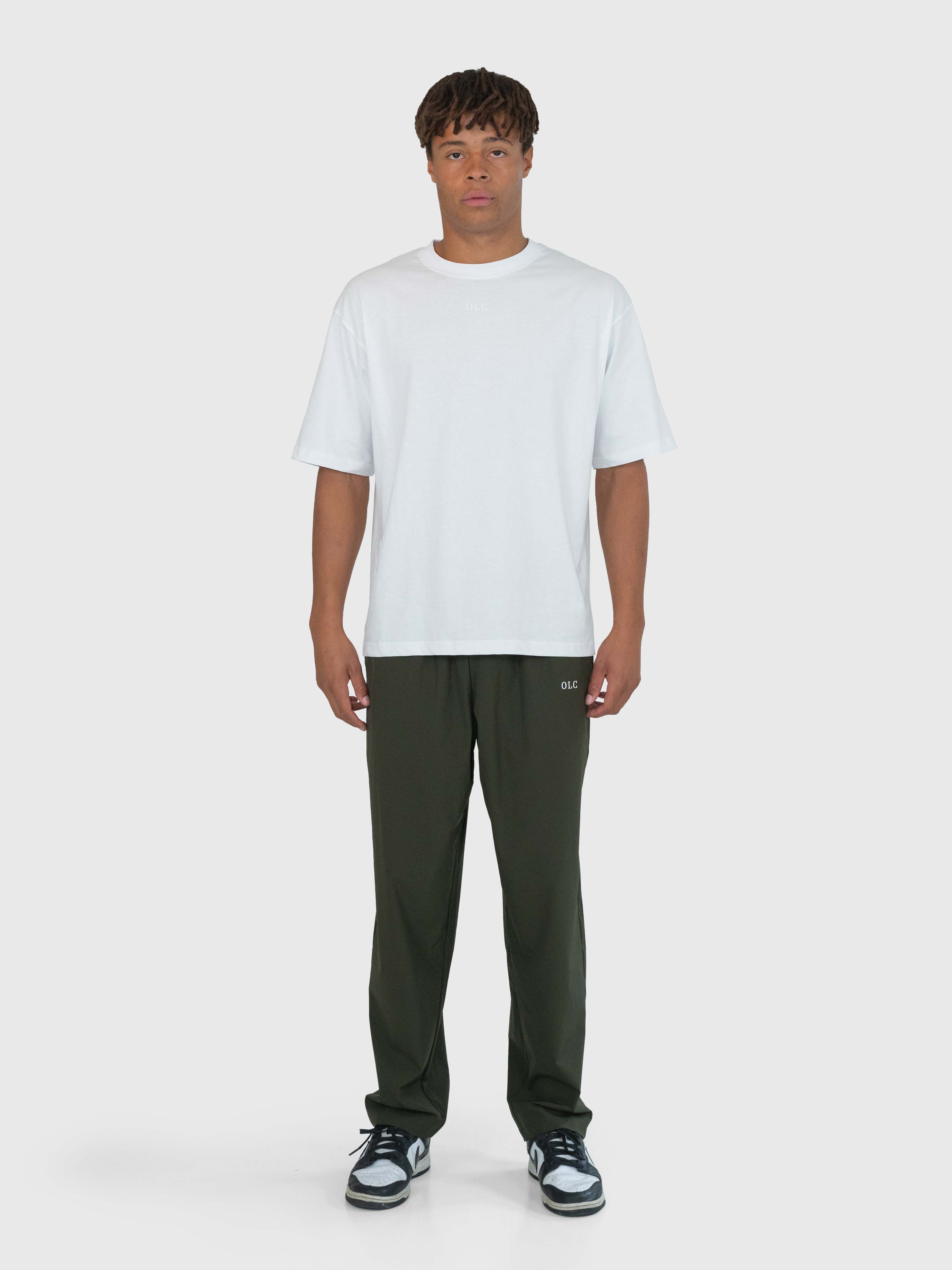 Essential Tech Pants - Khaki Green/White