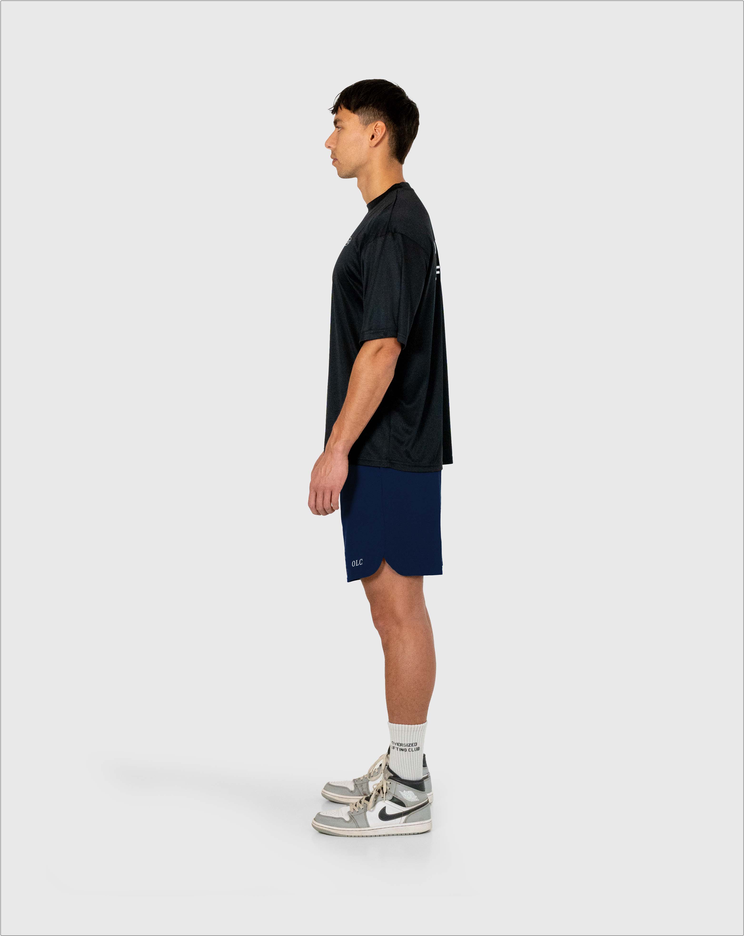 Essential Tech Shorts - Navy Blue/White