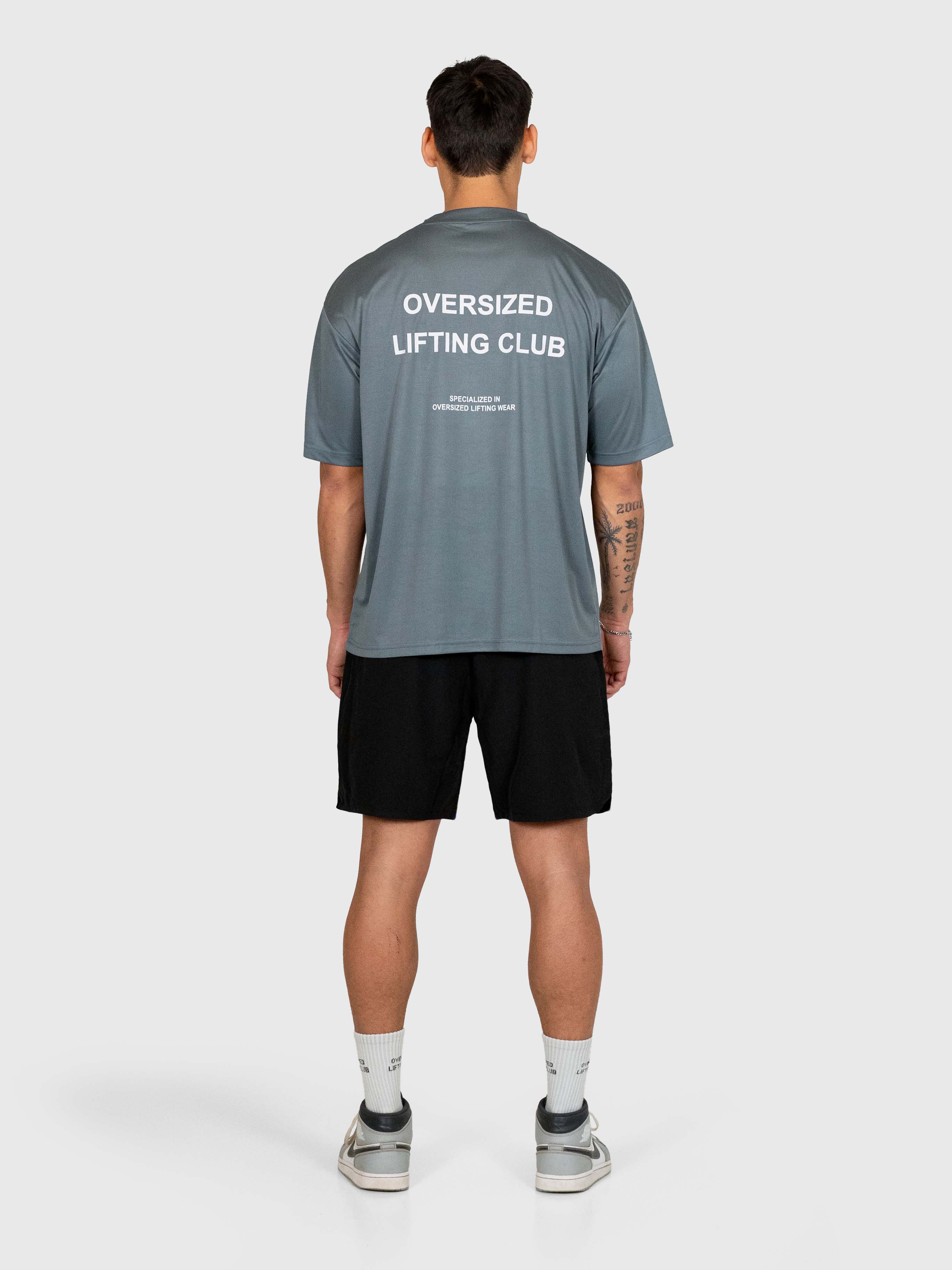 Essential Tech Shorts - Black/White